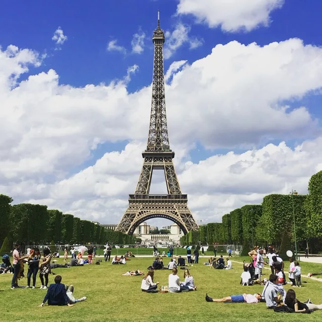 «Париж – пересекая столетия» – большая прогулка по Парижу 5 — 6  часов